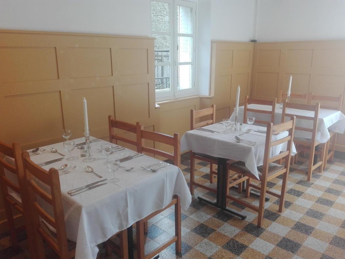 L'Esquilon Chambre D'Hote Bed & Breakfast Thiat Exterior photo
